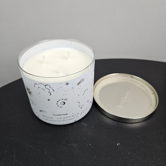Goose Creek Moon Crystals 3 Wick Candle - Picture 4 of 7